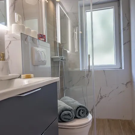 Pebble Bay Paradise House *