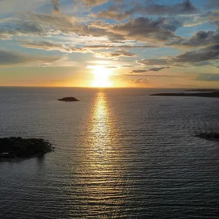 Pebble Bay Paradise House Ferienhaus