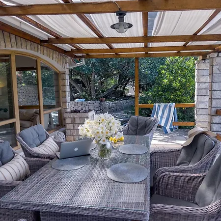 Pebble Bay Paradise House Vela Luka