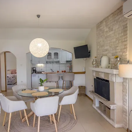 Pebble Bay Paradise House Дом отдыха *