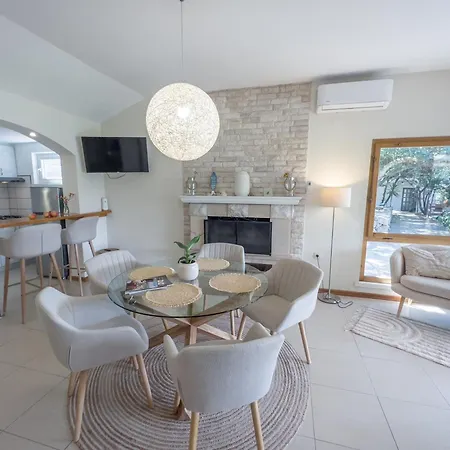 Pebble Bay Paradise House Дом отдыха