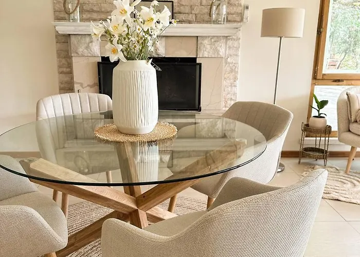 בית נופש Pebble Bay Paradise House *